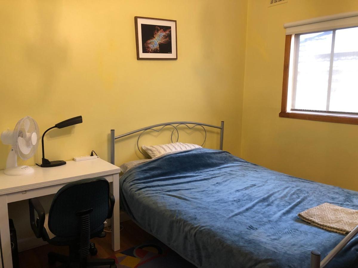 A Single Room Near The Railway Station Melbourne Dış mekan fotoğraf